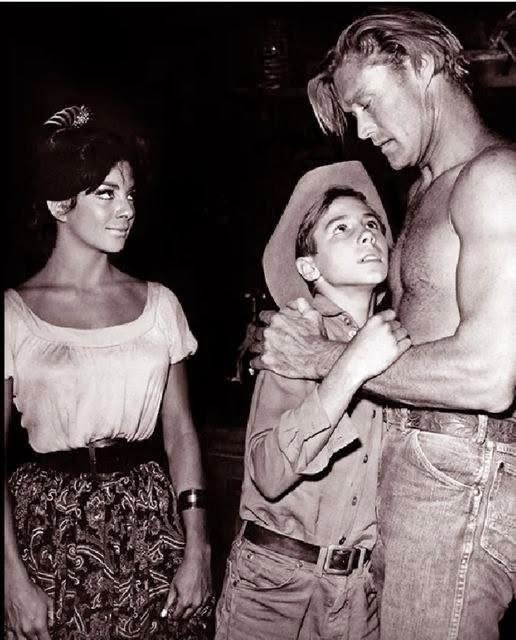 Look closer, this scene from the Rifleman is not edited and it confirms what we all suspected