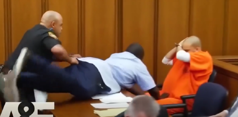 Father’s Emotional Outburst in Courtroom Shows the Devastating Human Cost of Murder 👇 See More