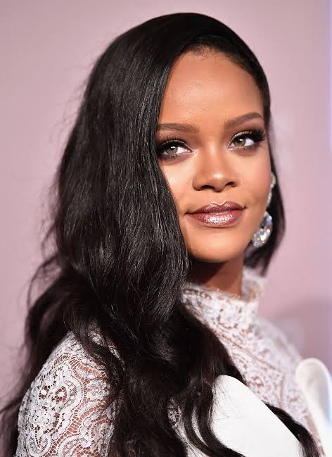Tems Says Rihanna Is the Best-Smelling Celebrity